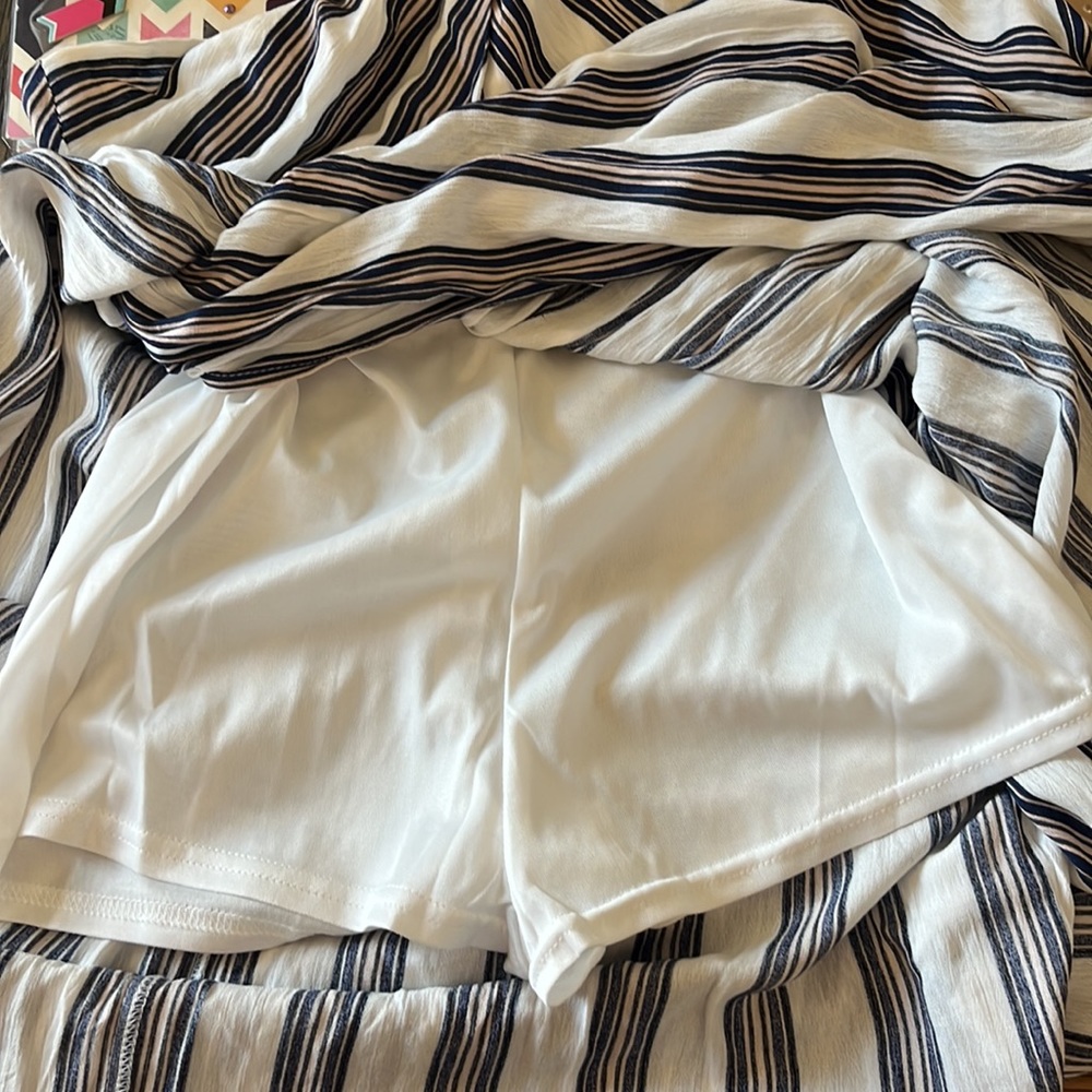 A. Calin ByFlying TomatoStriped White Navy Beige Maxi Dress sz M - Picture 13 of 13